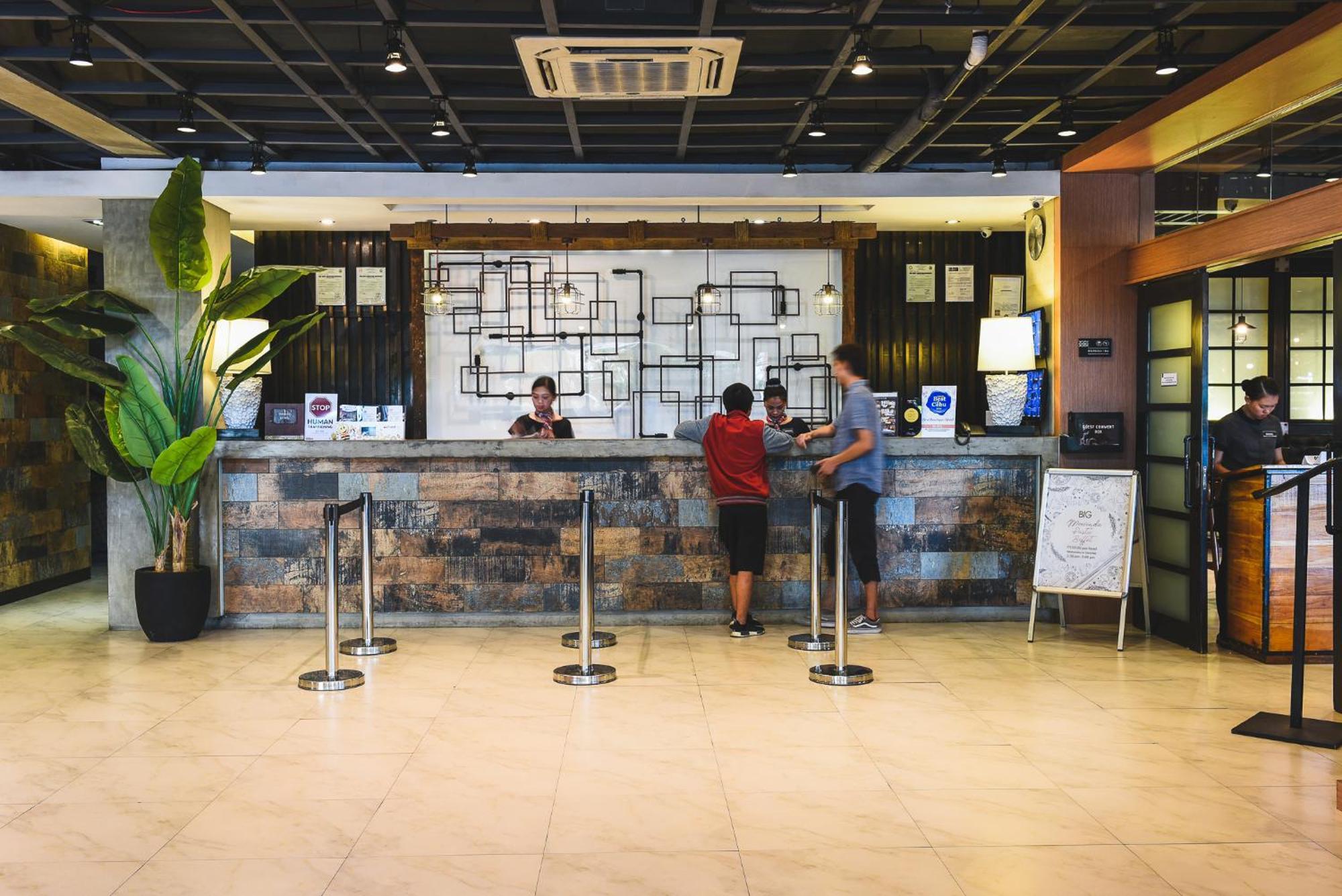 Big Hotel Cebu Екстер'єр фото