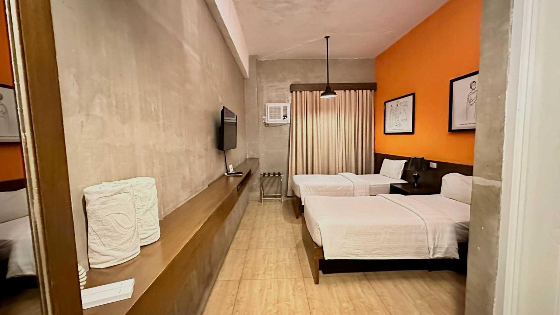 Big Hotel Cebu Екстер'єр фото