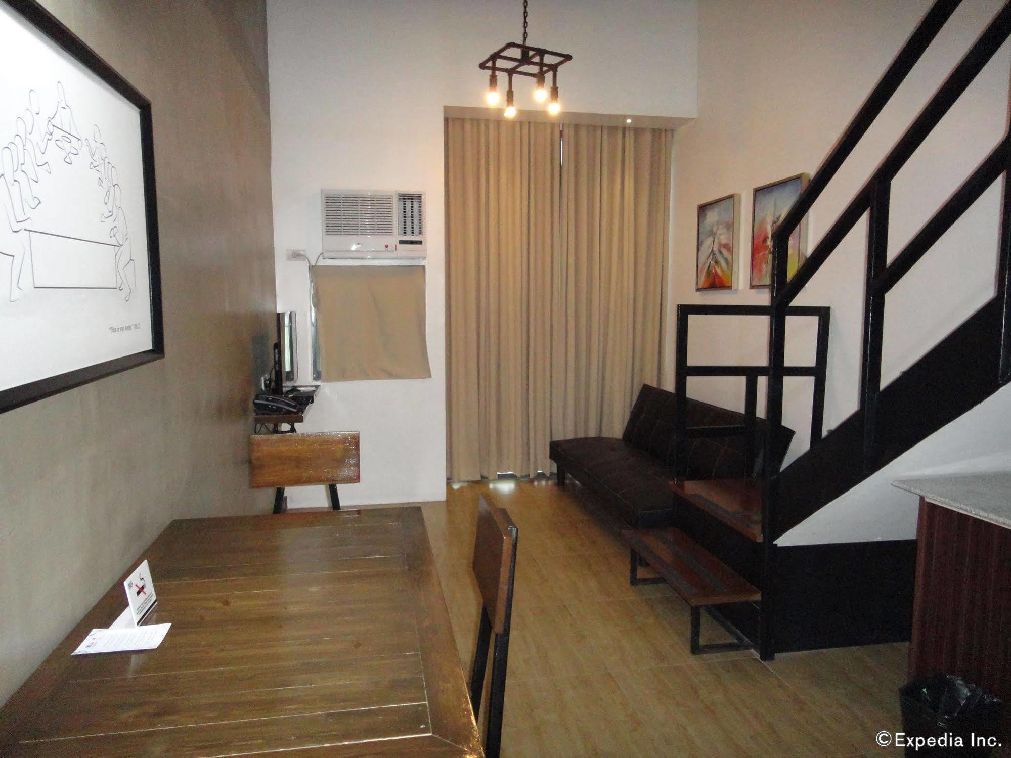 Big Hotel Cebu Екстер'єр фото